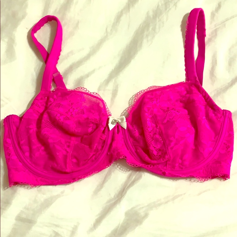 Victoria secret Demi Lace underwire bra.